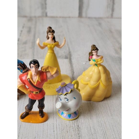 Beauty Beast playset Gaston Mrs pot Bell Disney toy figure - Picture 4 of 11